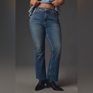 Pilcro Mid Rise Cropped Straight Leg Jeans With Raw Hem Size 29